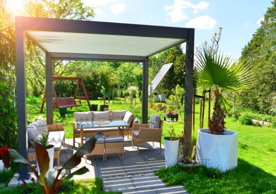 Installation de pergola sur terrasse : quelles solutions possibles ?