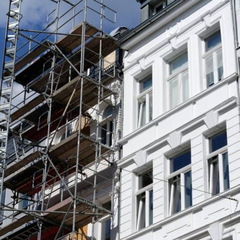 Logement insalubre ou très encombré : comment le remettre en état avant rénovation ?